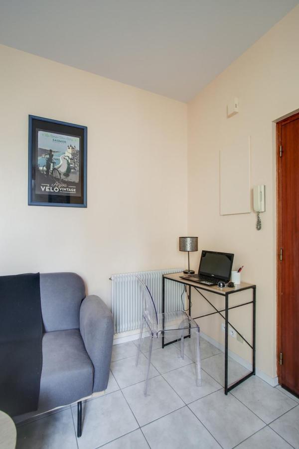 Appartement De Charme Bonnemere โซมูร์ ภายนอก รูปภาพ